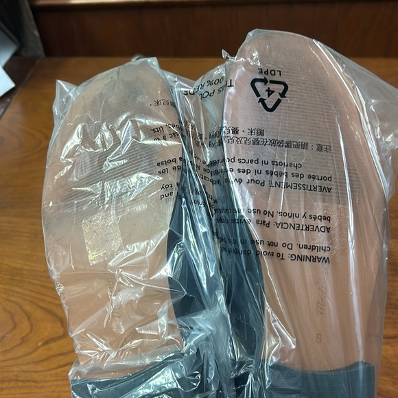 Madewell Black and Cream Loafers - Picture 3 of 4